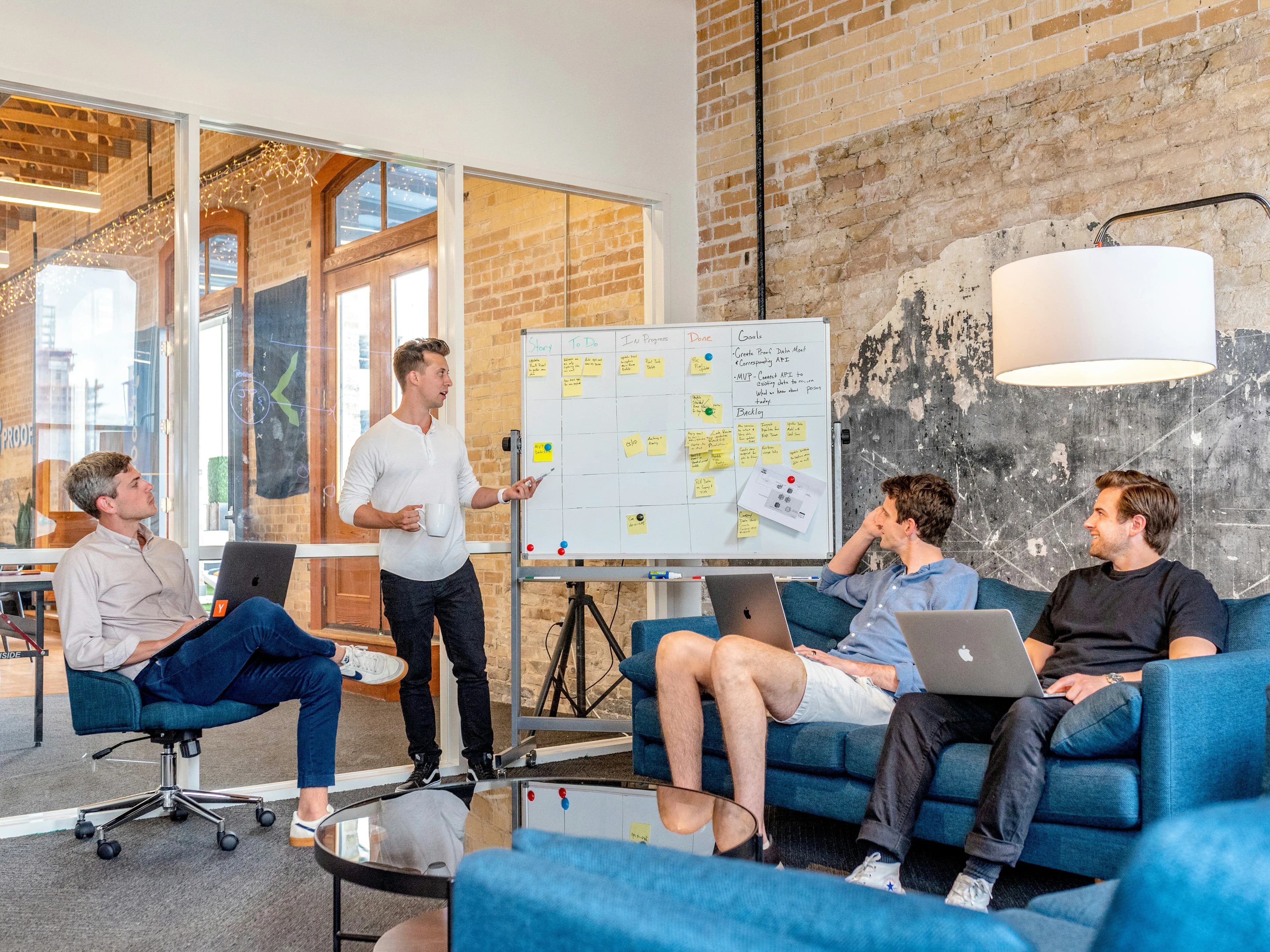 Leads for Marketing Agencies: Niches, Strategies & Google Maps Lead Generation (2026)